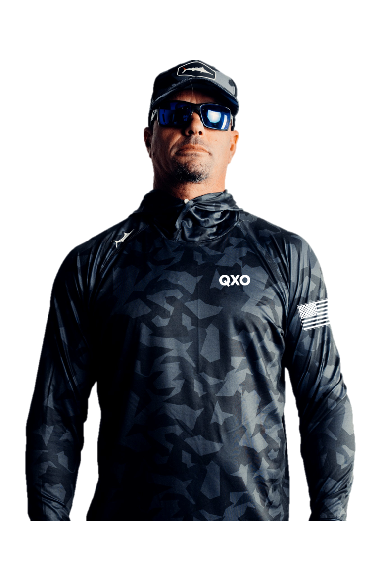 Billfisher Hooded Long Sleeve Performance Tee - QXO